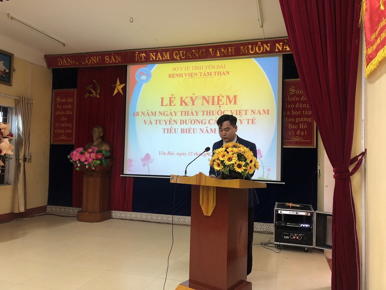 LONG TRỌNG KỶ NIỆM 68 NĂM NGÀY THẦY THUỐC VIỆT NAM
