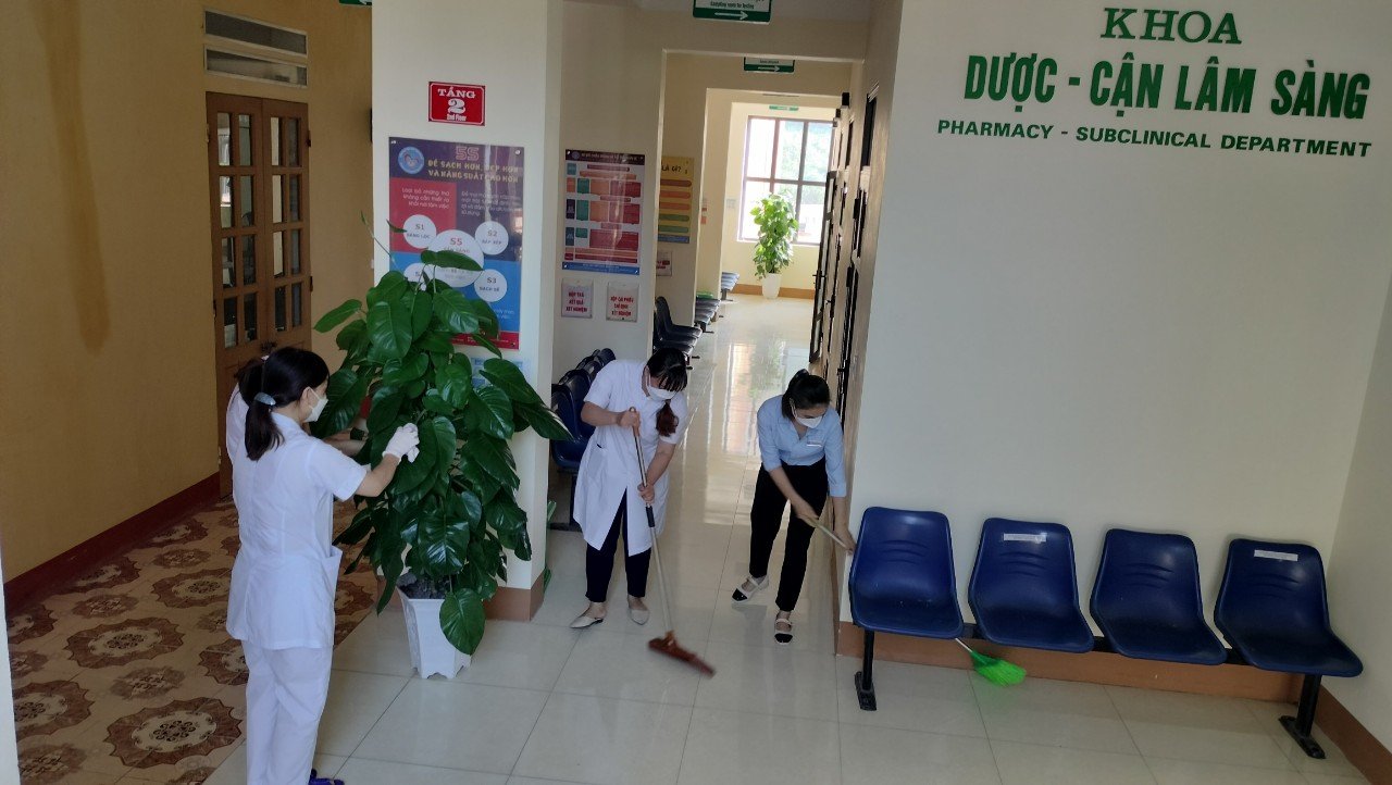 ĐƯA HÀNH ĐỘNG BẢO VỆ MÔI TRƯỜNG BỆNH VIỆN THÀNH THÓI QUEN TRONG Ý THỨC MỖI CÁ NHÂN